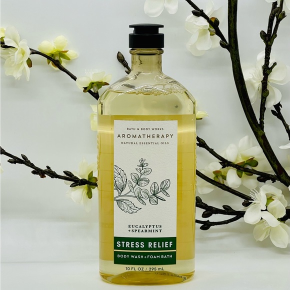 Bath and Body Works Aromatherapy Stress Relief Eucalyptus-Spearmint 3Pc Gift Box - Picture 6 of 10
